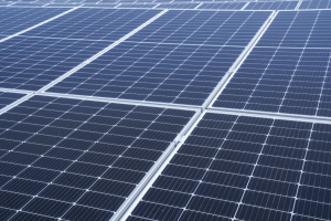 Lắp đặt điện mặt trời mái nhà: Cảnh báo rủi ro cháy nổ hàng triệu gia đình...