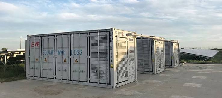 Hệ thống lưu trữ năng lượng BESS kết hợp điện mặt trời mái nhà