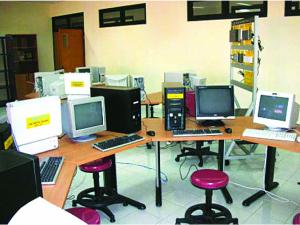 ./san-pham-220-bo-dao-tao-co-ban-ve-mang-may-tinh.html